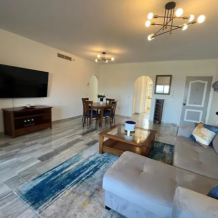 Sunriser Sea View Apartment Estepona