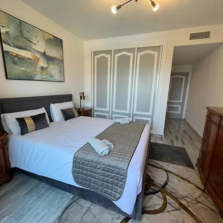 Sunriser Sea View Apartment Estepona