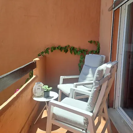 Sunriser Sea View Apartamento *