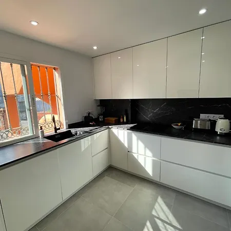 Sunriser Sea View Apartment *