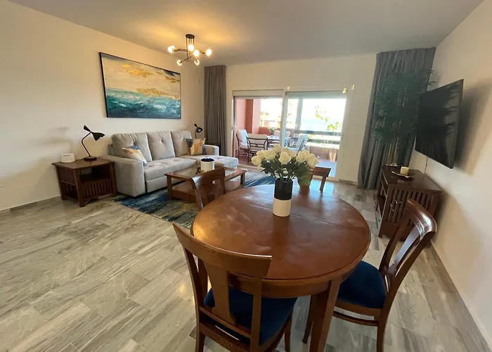 شقة Sunriser Sea View